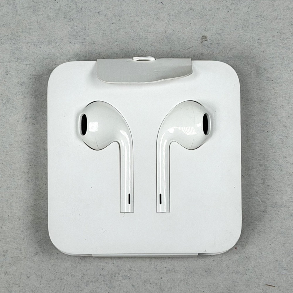 Original Apple iPhone EarPods Lightning Headset Earbuds Earphones Headphones New